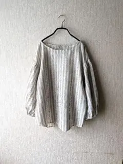 UNTITLED アンタイトルリネンブラウス
