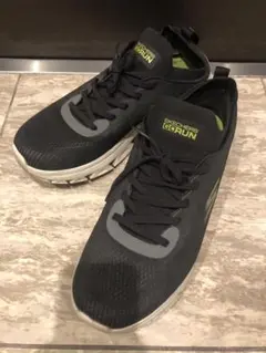 SKECHERS GOrun ブラック スニーカー