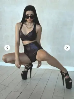 ポールダンスのショートパンツ