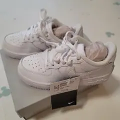 新品NIKE ナイキ　フォース1 キッズシューズ 17cm