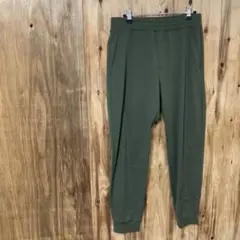 【 3025番】UNIQLO ウルトラストレッチドライEXジョガーパンツ