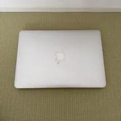 MacBook Pro 本体 元箱付き、ケーブルなし
