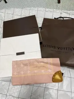 LOUIS VUITTON ハンカチ
