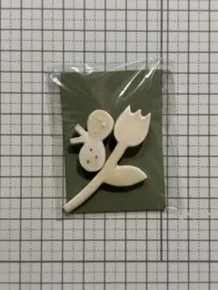 佐野智子 ブローチ
