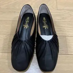 新品未使用　足長おじさん　フラットパンプス