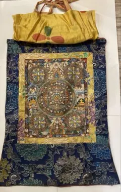 チベット手描き曼荼羅　約43cm×約60cm