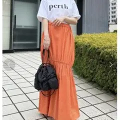 【美品】emmi シャーリングイージースカート