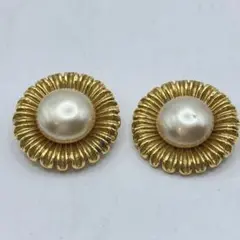 Item thumbnail for item 6a299aed-3822-4ed5-be1d-851b186c0d74