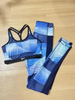 Reebok リーボック　スポーツブラとレギンス