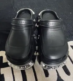 befirstソウタ着用 balengaga クロックス