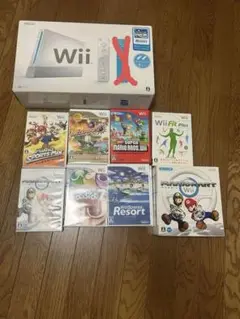 Nintendo Wii 本体　マリオカートWiiコントロール付き　すぐ遊べます