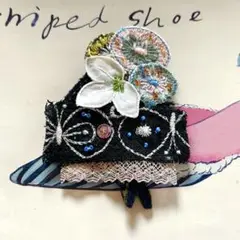 ✴︎ミナペルホネン カケラとモチーフのMIXブローチ『たんぽぽとちょうちょ』