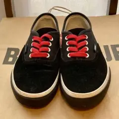 Item thumbnail for item a422e1e8-360a-4780-bcc1-f30dba98f4c5