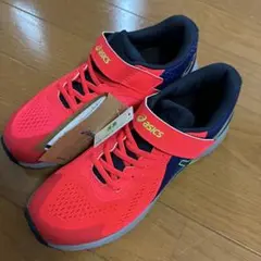 新品　アシックス　レーザービーム　スニーカー　22