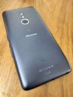 docomo arrows F-41B 64GB　 ケース、バンド付き