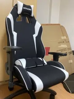 AKRACING ゲーミングチェア