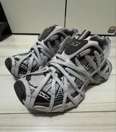 BALENCIAGA 3XL ブラウン Size 42