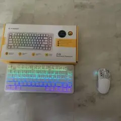 E-YOOSO Z82 メカニカルキーボードとマウスセット