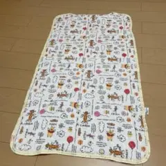 プーさんお昼寝 敷きパット シーツ 保育園 幼稚園