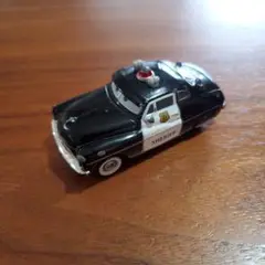 トミカ　カーズ　シェリフ