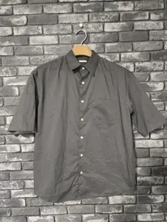 【美品】GU 半袖シャツ ダークグレー メンズ Lサイズ