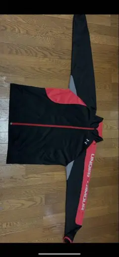 Under Armour フルジップジャケット 黒/赤