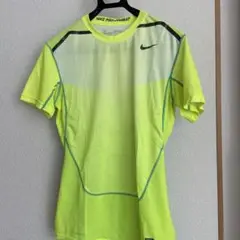 NIKE ドライフット　Tシャツ