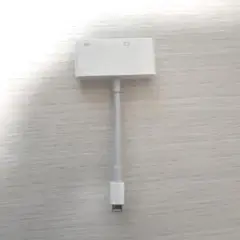 Apple純正 Lightning - VGAアダプタ