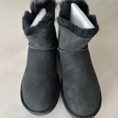 Item thumbnail for item 5f611a0d-964f-4f93-9c92-0d319f9fe77a