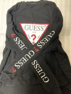 guessスウェット