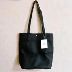 黒の合成皮革トートバッグ A4