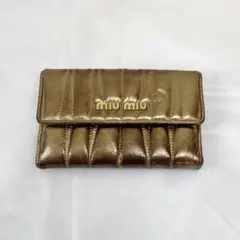 miumiu 三つ折り財布 マテラッセ ゴールド オールレザー