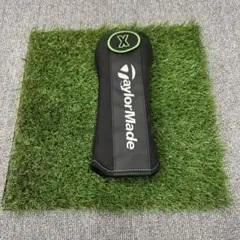 TaylorMade ユーティリティ用ヘッドカバー 黒と緑