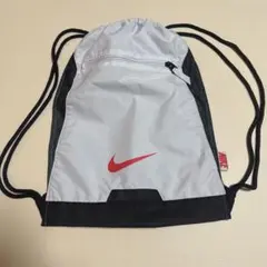 未使用 Nike ナップサック ジムサック ライトグレー/ブラック