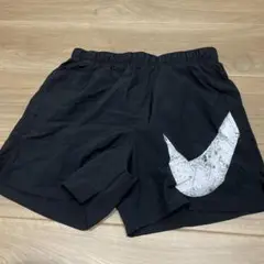 【新品未使用】Nike チャレンジャー　ランニングショートパンツ　5inch