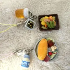 ハンドメイド　ミニチュアフードチャーム2個セット