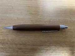 杉　ツイスト消しゴム　木軸　新品未使用 杉 ツイスト消しゴム 木軸 新品未使用 筆記具