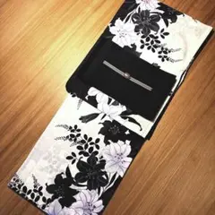 ラスト1点‼️モノトーンに薄紫百合が映える浴衣セット