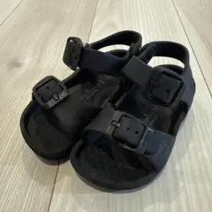 ブラックバックルサンダル