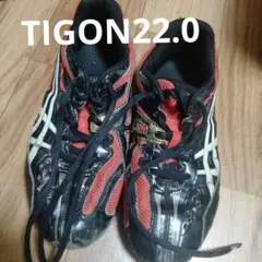 TIGON レッド ブラック スニーカー22.0