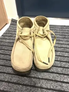 Clarks wallabee US10