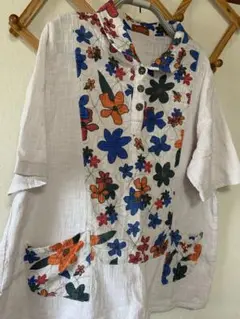 古着　ＫｕｒｕＭｉコレクション　ベージュ　花柄　サイズ Ｍ〜Ｌ