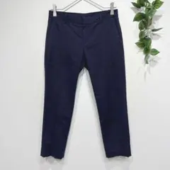 ユニクロ　テーパードパンツ　紺　きれいめ　オフィスカジュアル　シンプル　小さめ