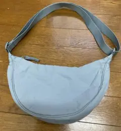 中古【UNIQLO】ラウンド ミニ ショルダーバッグ【62 blue】ブルー