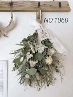ドライフラワースワッグ❁⃘*.゜ユーカリと白い花❁⃘*ナチュラルスワッグ【36㎝】
