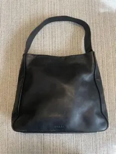 PRADA ショルダーバッグ レザー