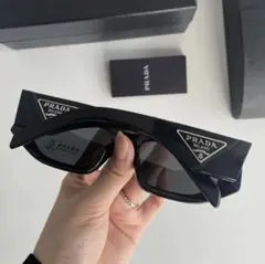 新品/ブラック サングラス ケース付き--A