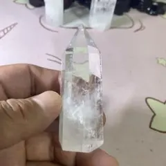ブラジル産白い 水晶クラスター 能量六角柱　(幸運水晶原石)B04