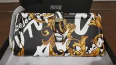 VERSACE JEANS COUTURE 長財布 バロック ブラック ホワイト