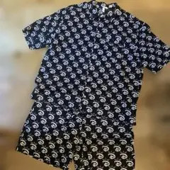 Disney 100 x H&M 半袖シャツとショートパンツセット　ディズニー